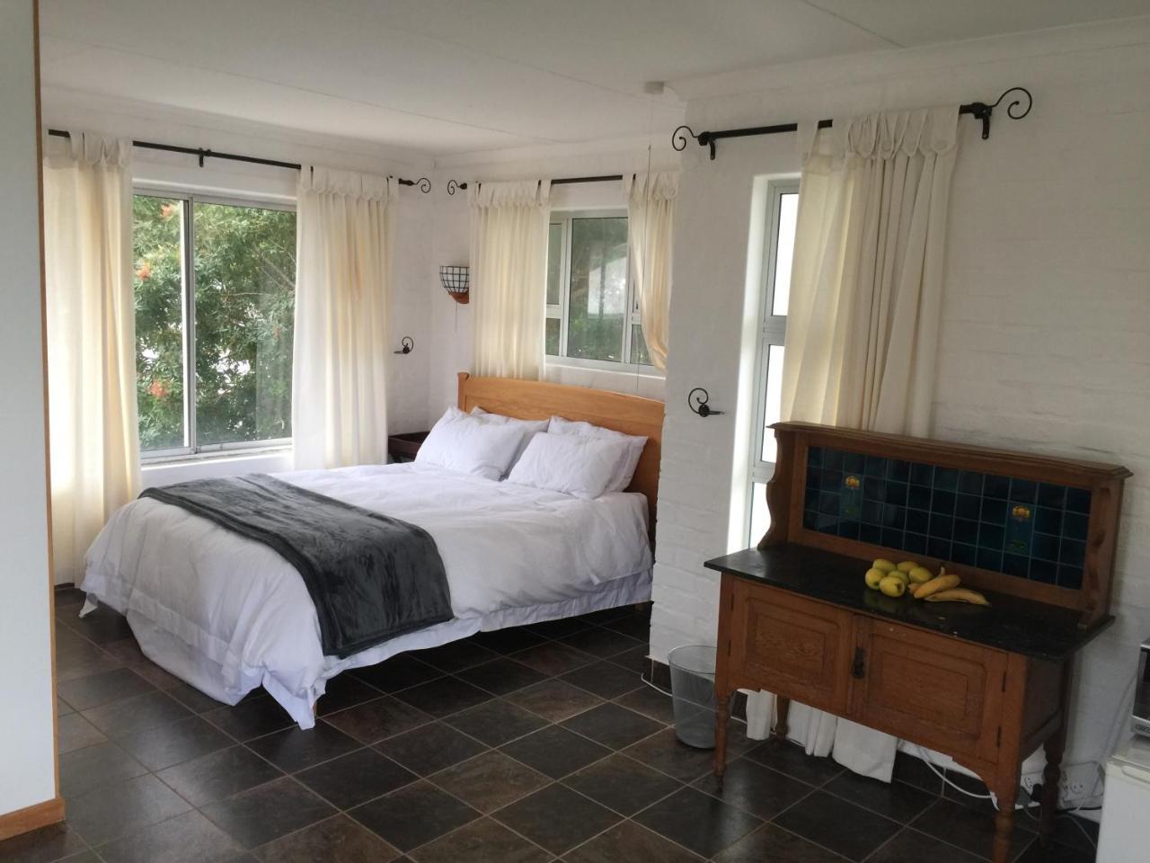 Villa Stone'S Throw Hermanus Exterior foto