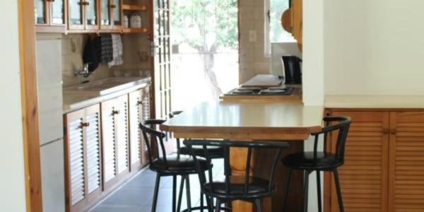 Villa Stone'S Throw Hermanus Zimmer foto